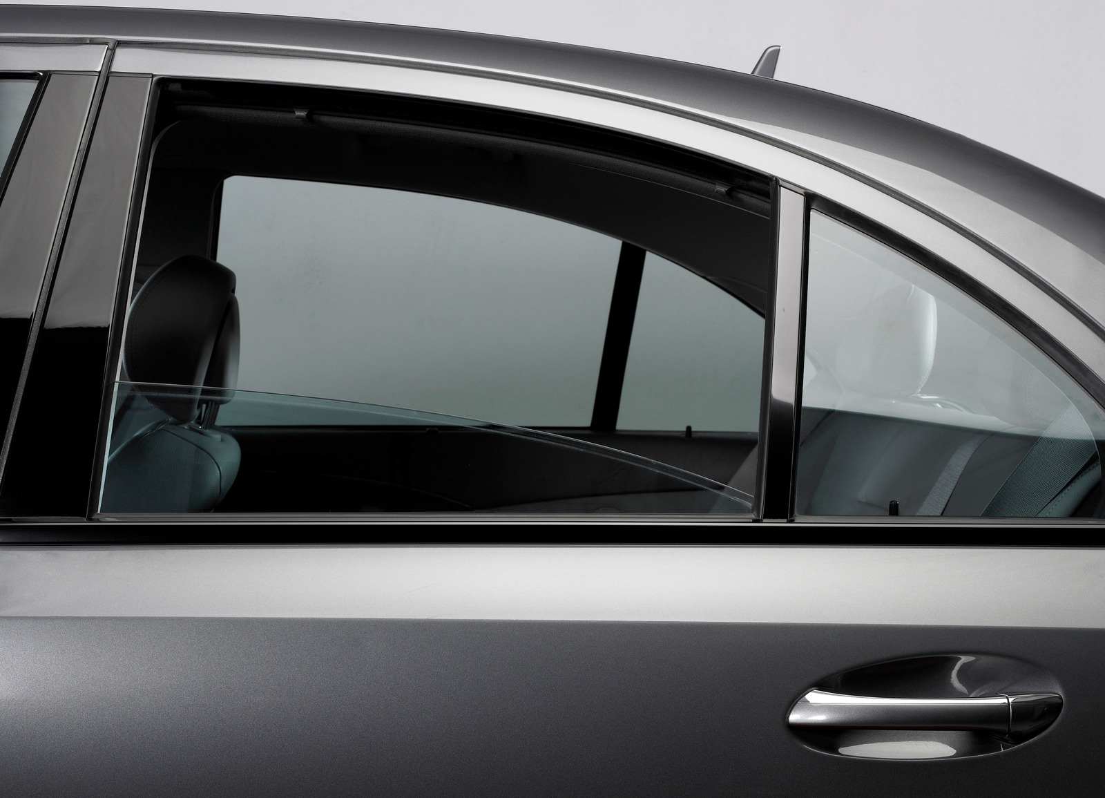 broken-automatic-car-window